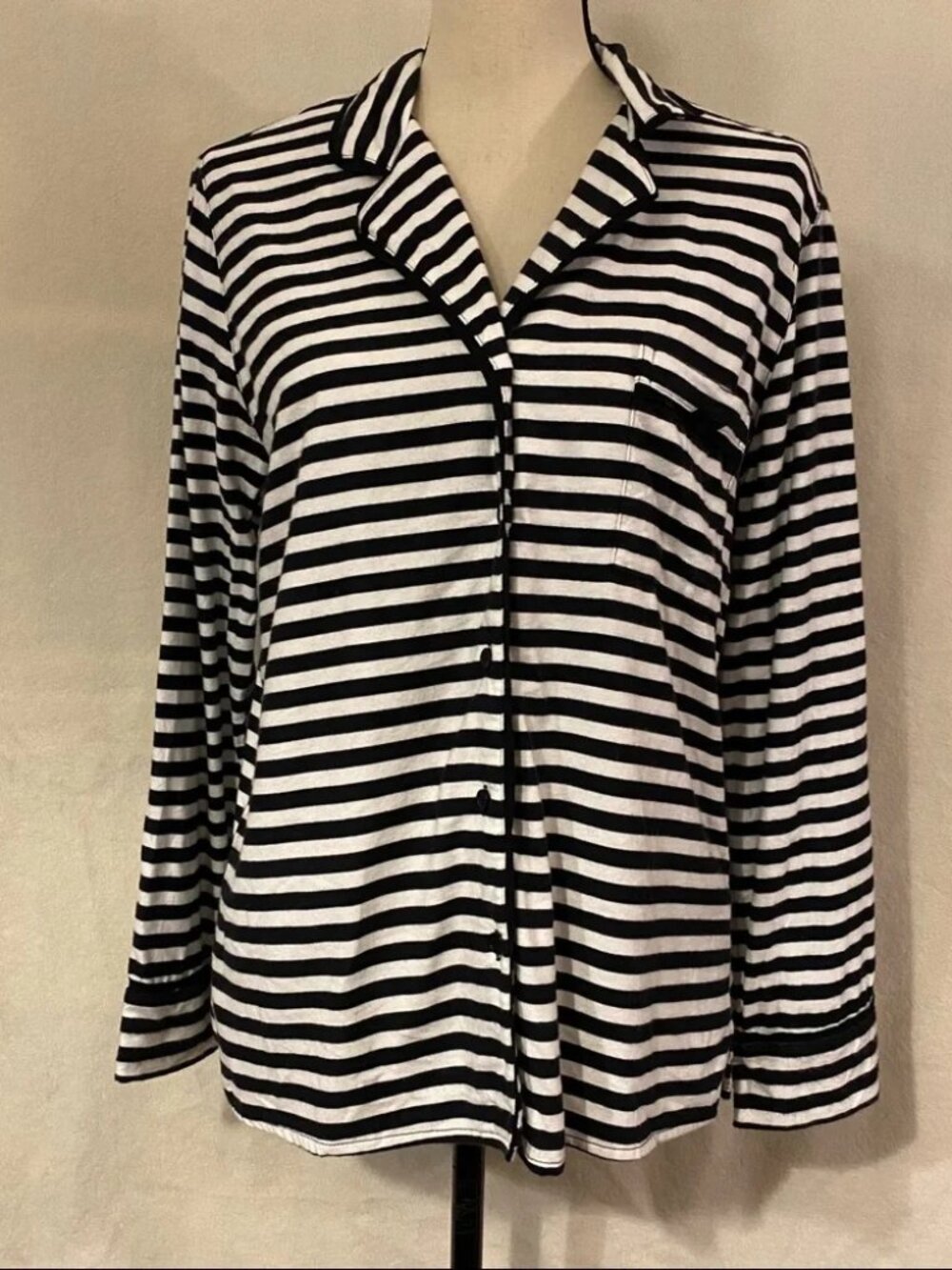 Kate Spade black white striped "Dream a Little Dream" pajama top